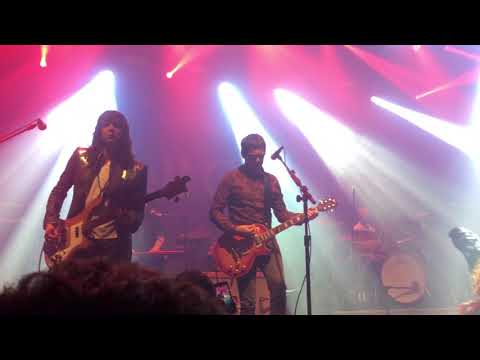 Cachorro Grande & Samuel Rosa - I Saw Her Standing There (Beatles Cover)