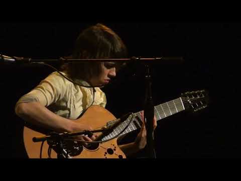 3/18 Kaki King - Doing The Wrong Thing (Acoustic) @ The Triple Door, Seattle, WA 03/11/11