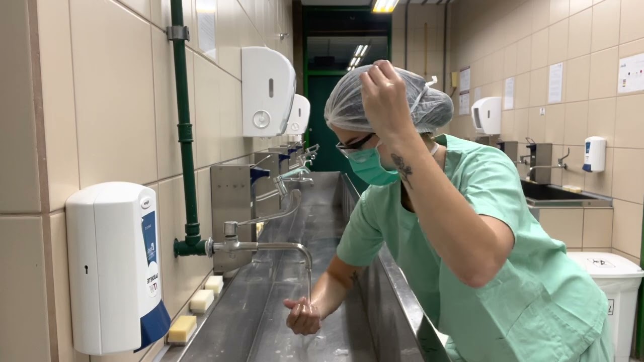Paramentação Cirúrgica e Lavagem das Mãos