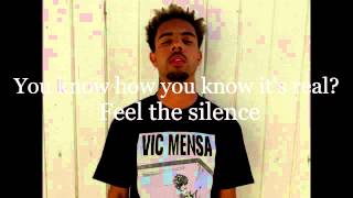 Vic Mensa -  Roll my Weed LYRICS