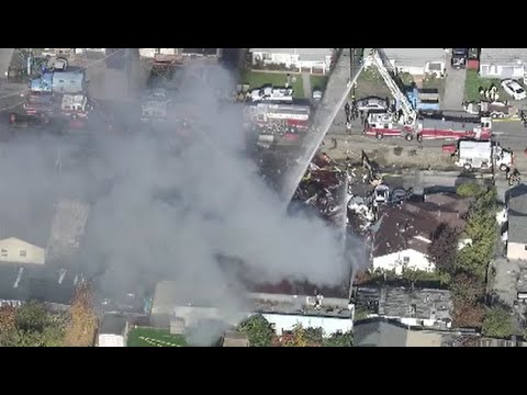 Video | LIVE NOW: Massive explosion in Bay Area