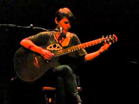 13/16 Kaki King - Jessica @ TAGV, Coimbra, Portugal (13/04/2012)