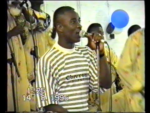 ALHAJI WASIU AYINDE IN POSH NITE.  BY:- MOJI AMODA, JACKIE, TUMI & DOLAPO. CHUNKY YAYE ARCHIVES 1.