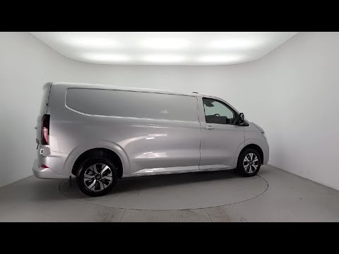 Volkswagen Transporter 28 VAN LWB TRENDLINE 110HP - Image 2