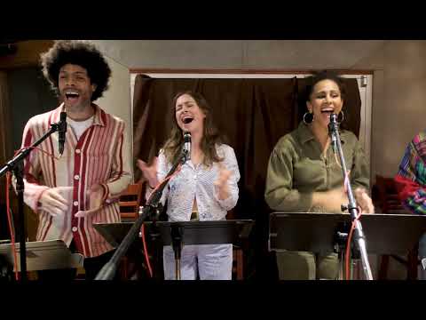 Eric Hutchinson - Everybody's Gotta Beating Heart