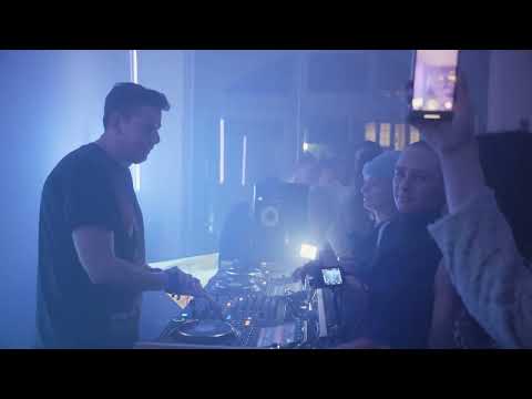 Oliver Koletzki 'Trip to Sanity' Release Party – DJ Set Stil vor Talent