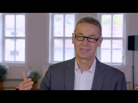 Achtsamkeit und die Transformation der Gesellschaft: Prof. Dr. Claus Otto Scharmer Video-Thumbnail von YouTube