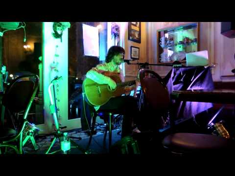 Stranded Horse Live @ Waves Vienna 2012