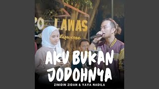 Download lagu Aku Bukan Jodohnya (Live Ngamen) mp3