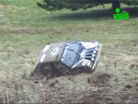 Big Lancia Delta Crash - very cool co-driver