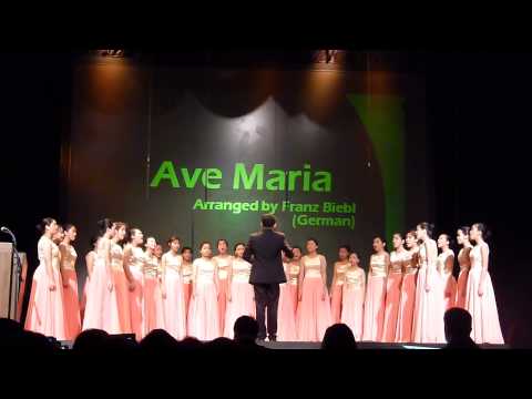 Colegio de Sta. Rosa Makati's Himig Rosena in Musica FEUropa 2013 Chorale Competition 25May2013