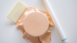 Runde Torte mit Fondant überziehen