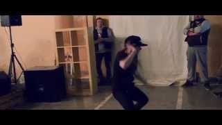 Play That Funkey Music White Boy - Capitalista Live