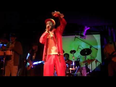 MC Trooper @ Hootananny 7Nov13 Pt 4 (lets bring back the love)