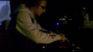 TODE MOTHER INC. DJ SET DNB + SYNT@ VIRAL VISUAL @ SOS FORNACE RHO MI 21-11-09 BY SYNTAGROOVE