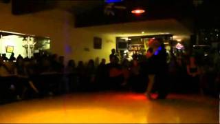 CESAR AGAZZI Y VIRGINIA UVA EN LA MILONGA 10 "FLOR DE MONSERRAT"