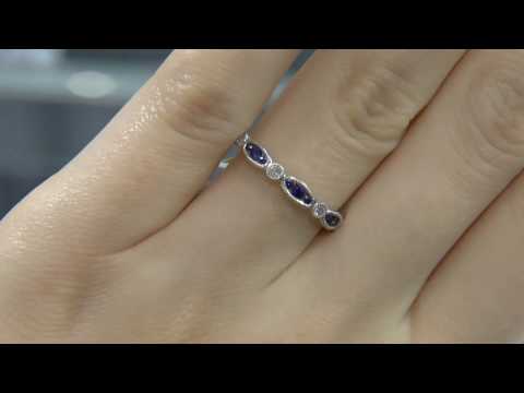 00556 WR029 antique inspired diamond and sapphire wedding ring