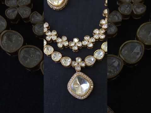 Semi precious stone elegant earrings