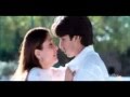 Shahid Kareena Lovely Kissing Scene