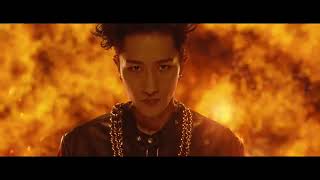 Das Video zu 'BREAKOUT' (jetzt ansehen)