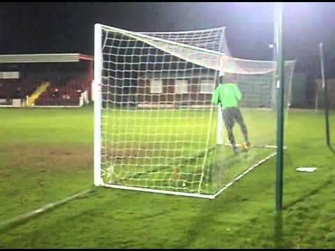 Carshalton Athletic 3-1 Croydon..AVI