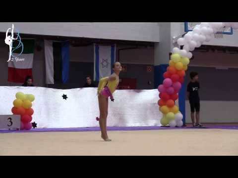 Simona Georgieva - RGC "Dilyana" (BUL) - ML (Free Hands) - Pré-Junior - Summer Stars 2013
