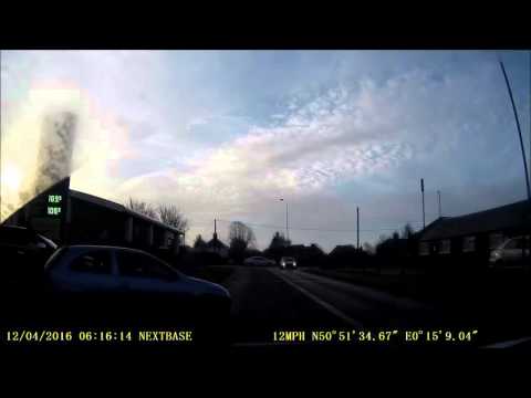 Muppet driver fails to give way in Hailsham