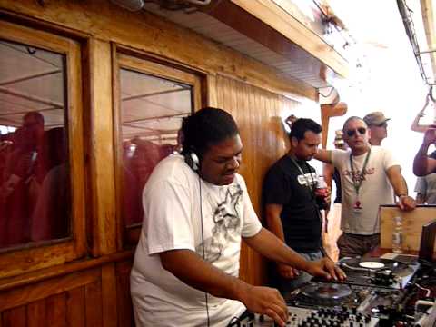 KERRI CHANDLER - SUNCEBEAT PART 2 2011