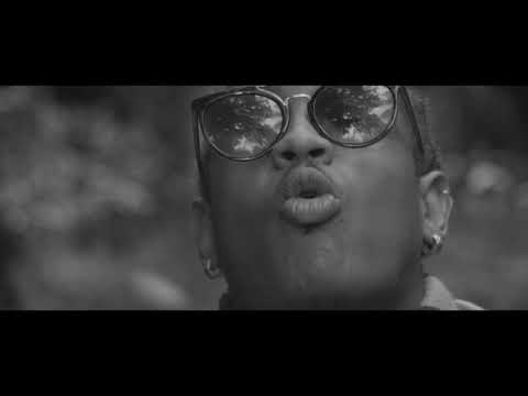 NIKI MC - Petit Feu [ OFFICIAL MUSIC VIDEO ]