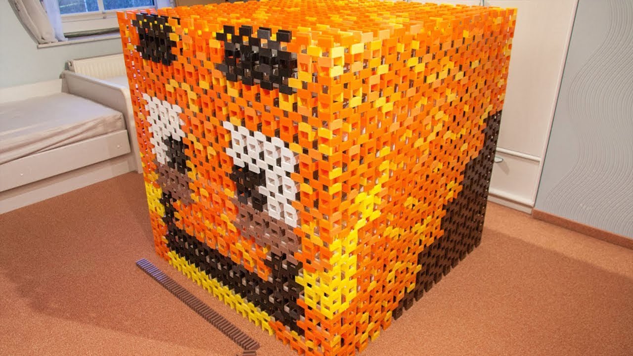 Der DOMINO PALUTEN WELTREKORD mit 21,600 STEINEN