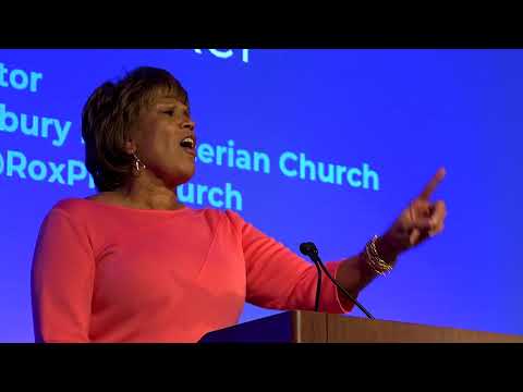 2018 Pinnacle Awards - Reverend Liz Walker - Greater Boston Chamber of Commerce