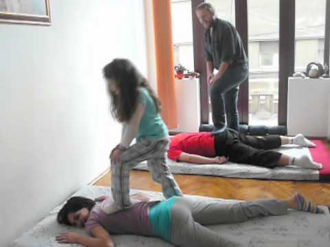 Child learning how to work on vertebra- Mixed manual therapy