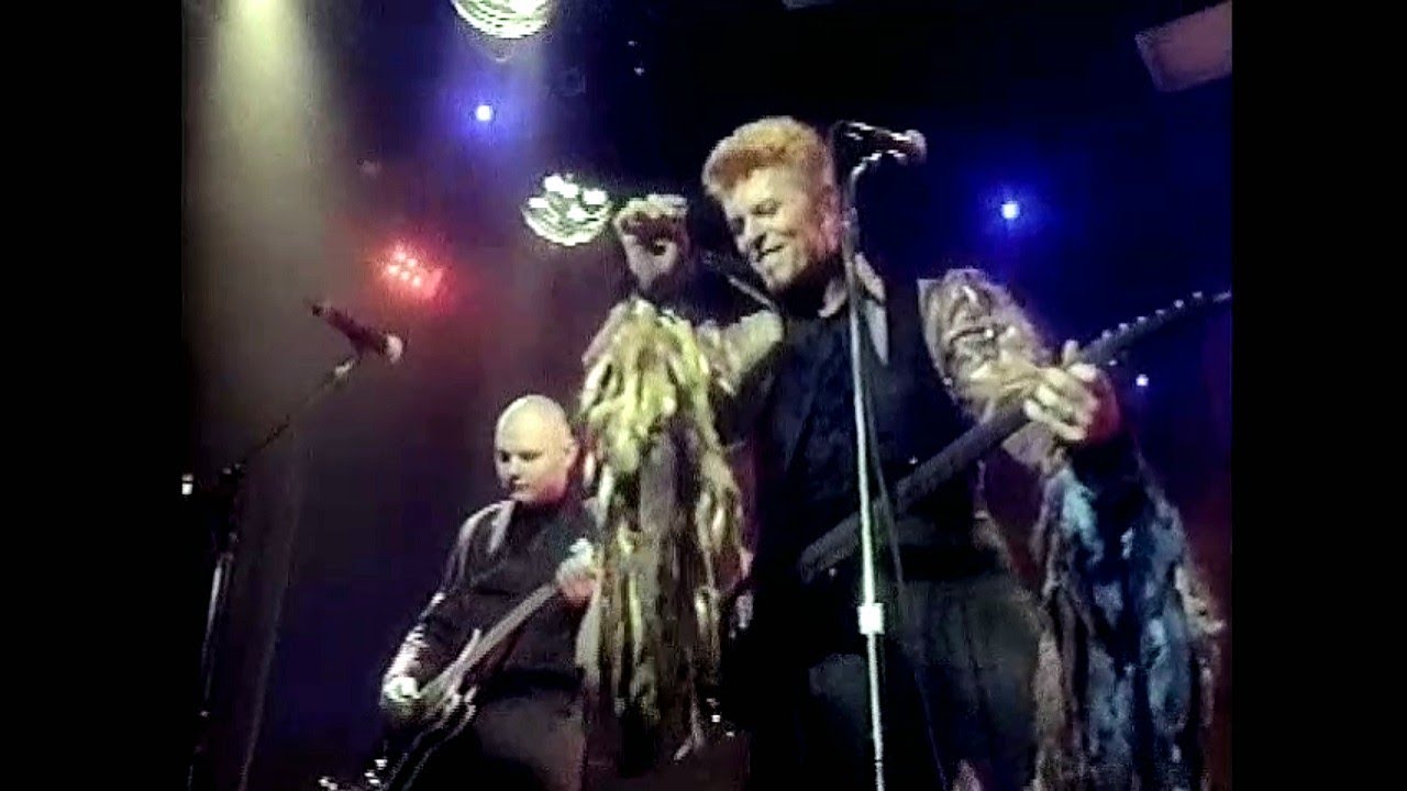 David Bowie & Billy Corgan - The Jean Genie [HD Soundboard Audio] - YouTube