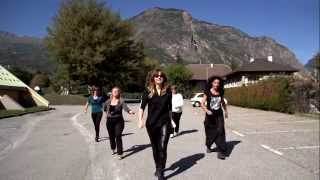 preview picture of video 'Chorégraphie Flash Mob - Semaine intergénérationnelle - Saint-Jean-de-Maurienne'