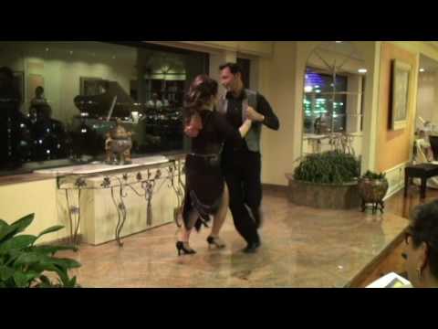 Vanda Treiser, Bobby Thompson, Tivoli, valse