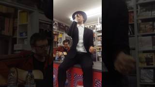 Maximo Park - Get High (No i don't) - Reflex in-store, acoustic - Newcastle 27.04.17