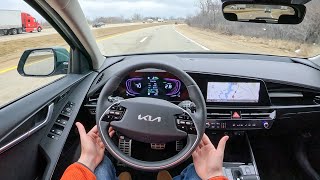 [WR Magazine] 2023 Kia Niro Hybrid SX Touring - POV Test Drive (Binaural Audio)