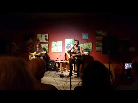 Nina Gerber and Eliza Gilkyson: "In the Name of the Lord"