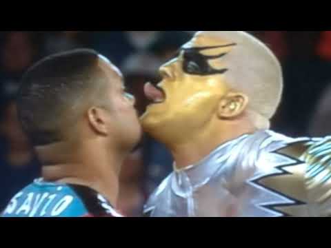 Goldust uses his Tongue to Psych Out Savio but Vega responds with Up Yours Pal! - Monday Night Raw
