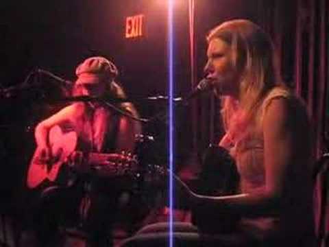 Jen-n-Anne Acoustic @ Sidewalk Cafe NYC 04.05.08  Empty Eyes