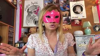 Seguita da due africani sconosciuti