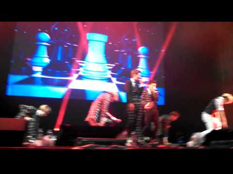 Boyfriend in Mexico - Bounce - 080515