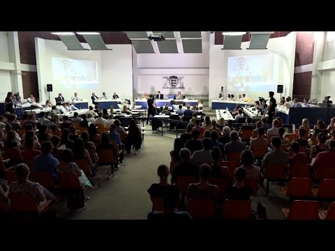 Auf gelben Stühlen - Terror im Visier | RAF-Sitzungssaal Stammheim | CONMEDIA | Juni 2016