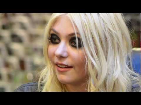 Taylor Momsen is NOT a party girl