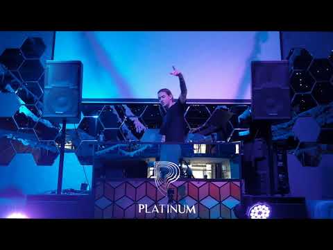 ILO MORO live in Platinum Club