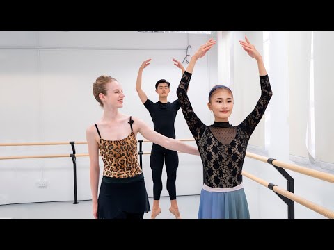 Barre Class with Coryphée Jessica Burrows