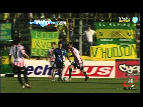GOL DE VELAZQUEZ - DEFENSA Y JUSTICIA 0 INSTITUTO 3 - FECHA 10 B NACIONAL (13 10 2012)