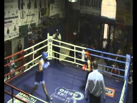 Kamil Bugajski (MOSM  Tychy) -- Oskar Łukasik (Kaczor Boks Wałbrzych)