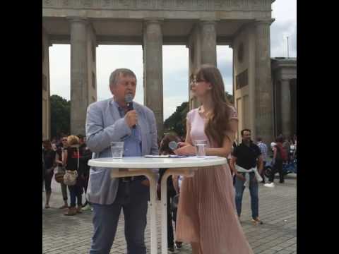 Hartmut Richter zum   Jubiläumstag des Mauerbaus, Berlin 13 08  2016