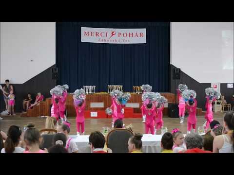 MK BELLA Turzovka 2018 - veľká formácia pom-pom deti
